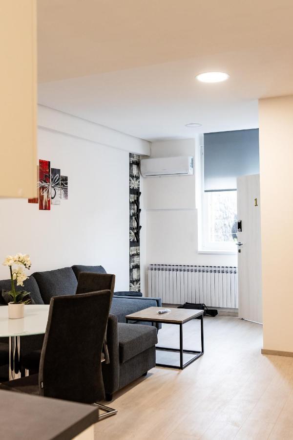 Apartmani Park Maksimir-Rebro Zagreb Exteriör bild