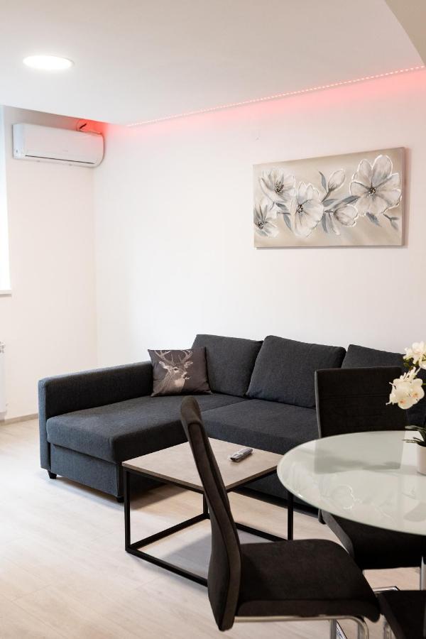 Apartmani Park Maksimir-Rebro Zagreb Exteriör bild