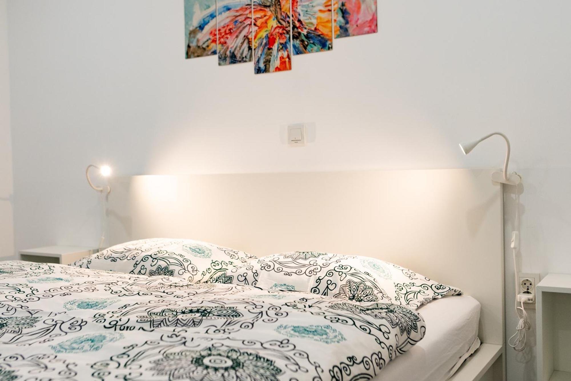 Apartmani Park Maksimir-Rebro Zagreb Rum bild